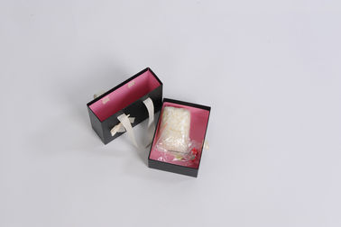 Caja de regalo plegable magnética de lujo de las cajas de regalo del paquete plano con el cierre de la cinta
